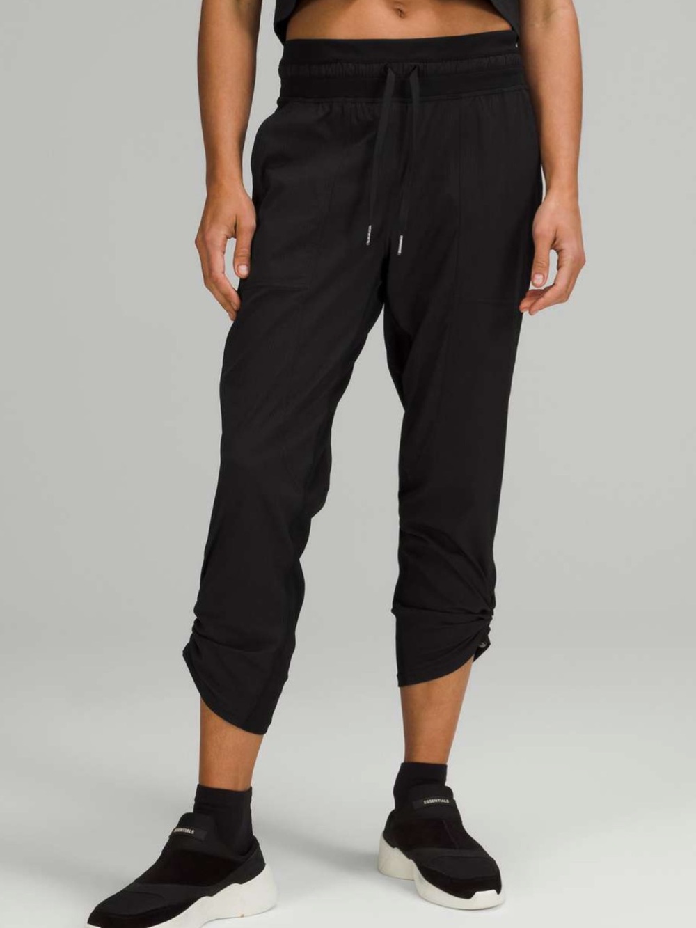 Lululemon Dance Studio Mid-Rise Crop 25" Black 10